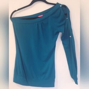 Y2K red paint One Sleeve Top w/Keyhole and Rhinestone Detail